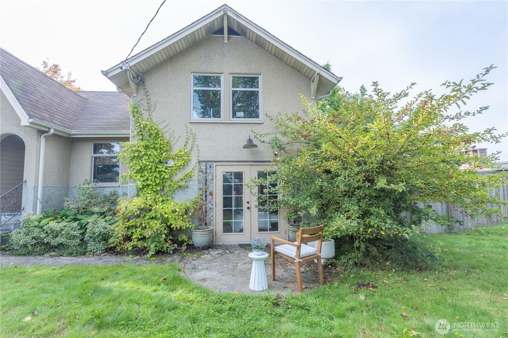 listing image 9362800431760178647