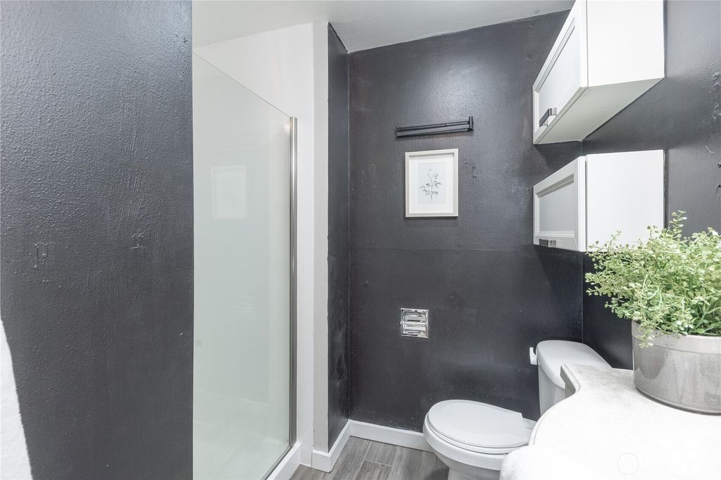 listing image 9367270794365301517