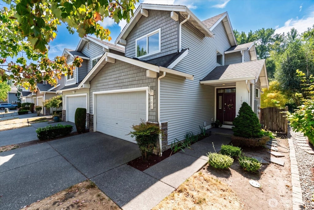 Photo of 308 196th Place SW #305, Lynnwood, WA 98036 (MLS # 2569990)