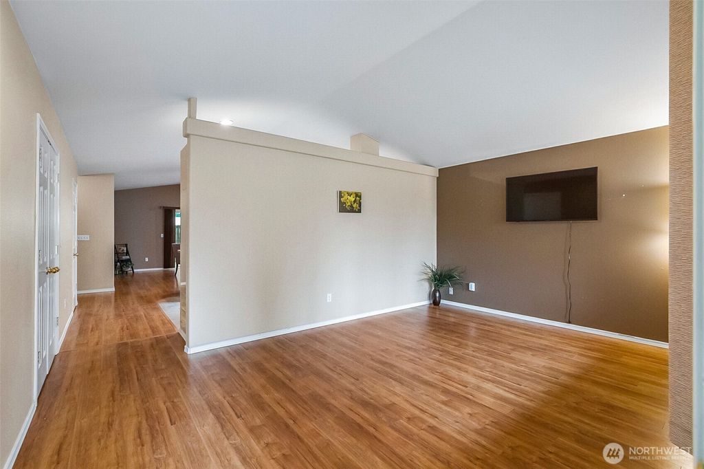 Photo of 6033 81st Place NE, Marysville, WA 98270 (MLS # 2484681)