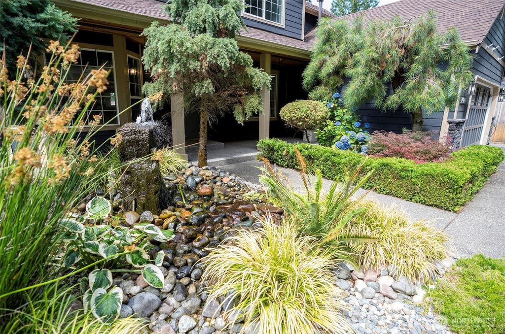 Photo of 14426 119th Avenue Ct E, Puyallup, WA 98374 (MLS # 2558579)