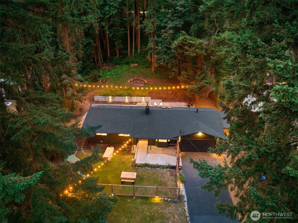 Photo of 22914 2nd Avenue SE, Bothell, WA 98021 (MLS # 2583323)