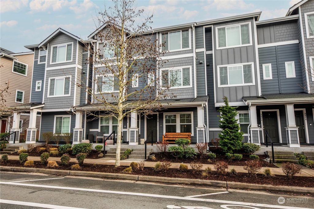 Photo of 3420 31st Drive, Everett, WA 98201 (MLS # 2322586)