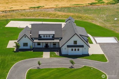 Photo of 2617 Byrnes Rd. Rd, Touchet, WA 99360 (MLS # 2402810)