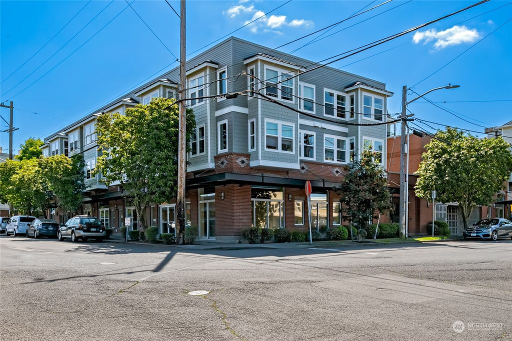 Photo of 2101 N 55th Street #101, Seattle, WA 98103 (MLS # 2142728)