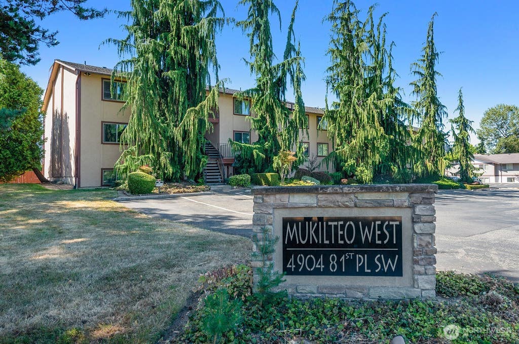 Photo of 4904 81st Place SW #105, Mukilteo, WA 98275 (MLS # 2568203)