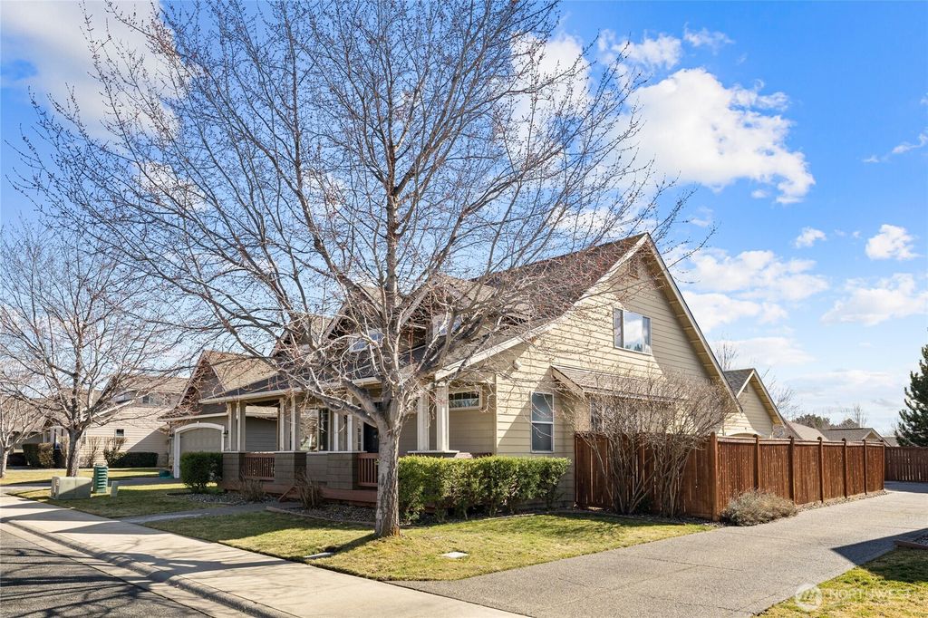 Photo of 2410 Wheaton Ct Ct, Ellensburg, WA 98926 (MLS # 2492045)