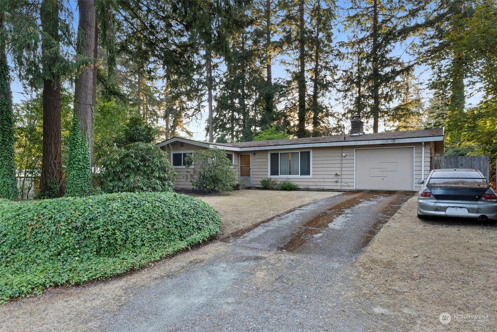 Photo of 10829 104th Avenue NE, Kirkland, WA 98033 (MLS # 2005622)