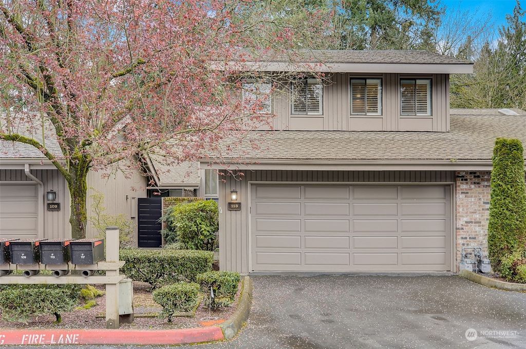 Photo of 113 140th Place NE, Bellevue, WA 98007 (MLS # 2215569)