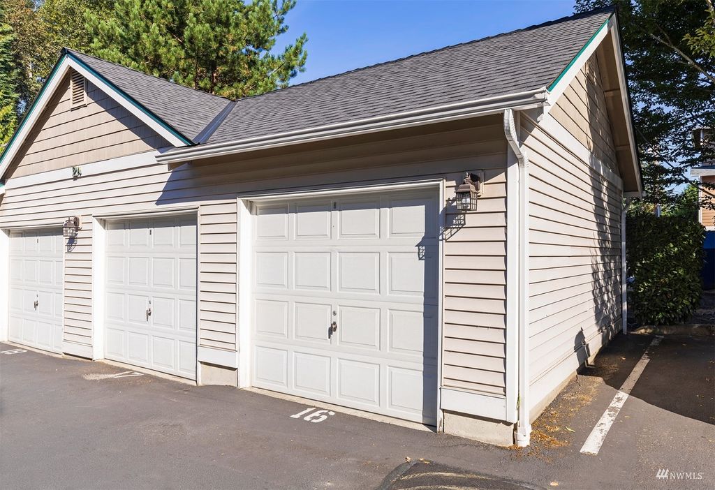 Photo of 17827 80th Avenue NE #B202, Kenmore, WA 98028 (MLS # 1994399)