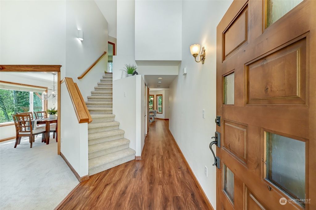 Photo of 7118 NE 165th Place, Kenmore, WA 98028 (MLS # 2226464)