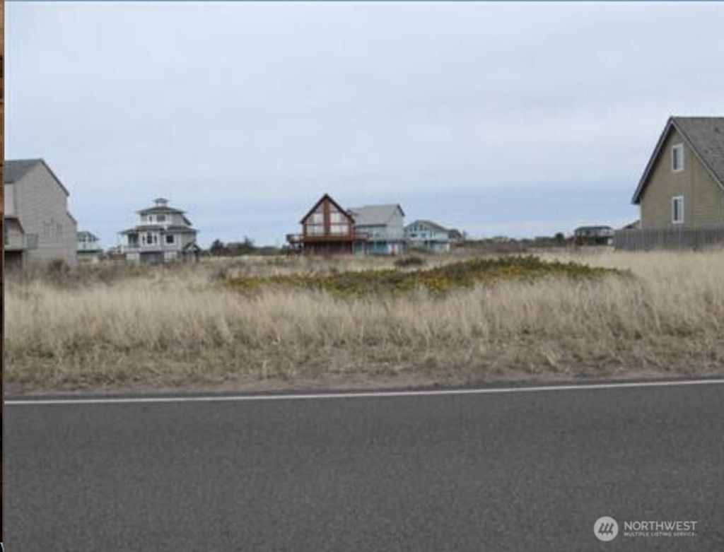 Photo of 1487 E Ocean Shores Boulevard SW, Ocean Shores, WA 98569 (MLS # 2485324)