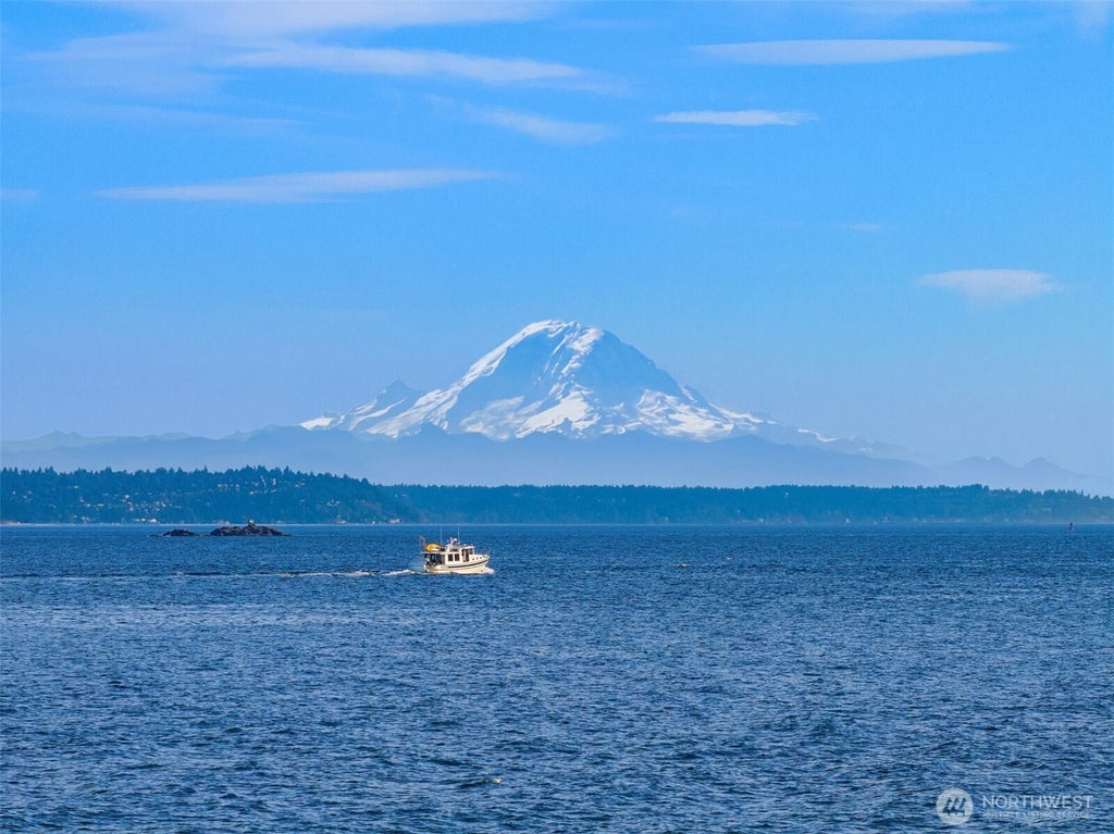 Photo of 5216 Rockaway Beach Road NE, Bainbridge Island, WA 98110 (MLS # 2575515)