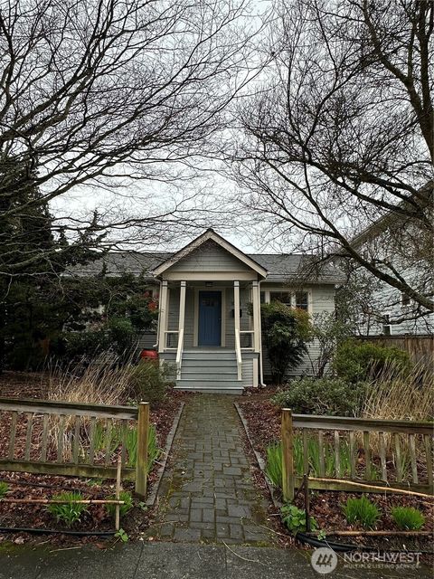 Photo of 1623 N 54th Street, Seattle, WA 98103 (MLS # 2495675)