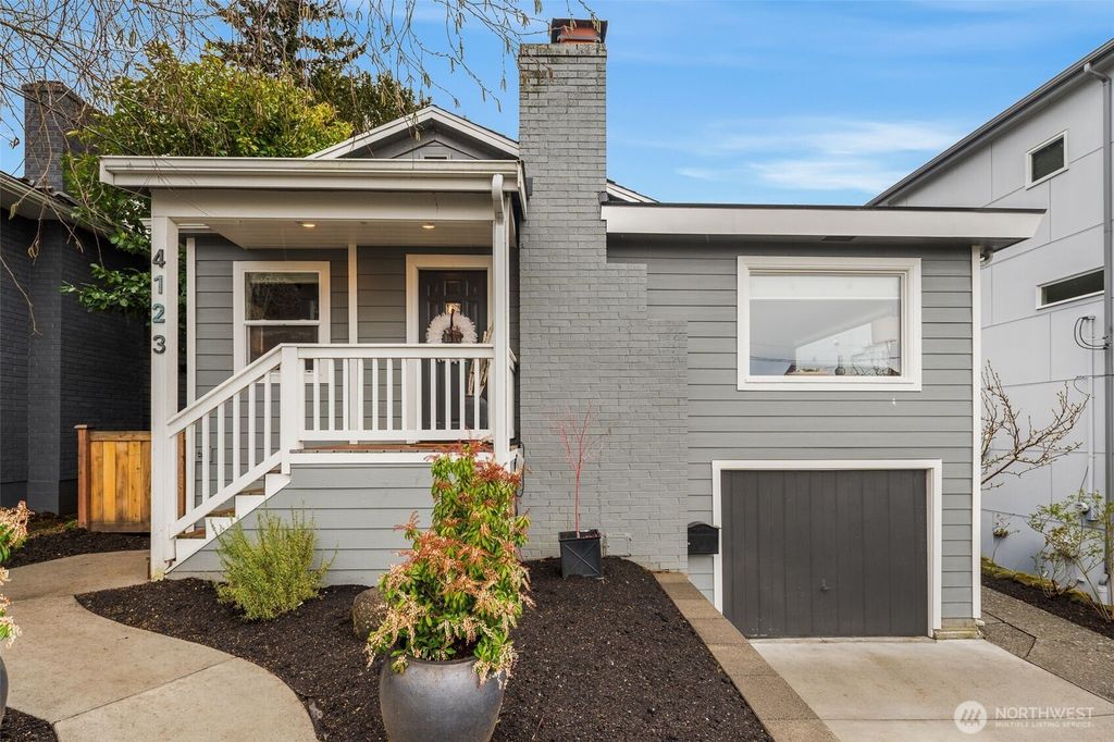 Photo of 4123 SW Rose Street, Seattle, WA 98136 (MLS # 2493199)