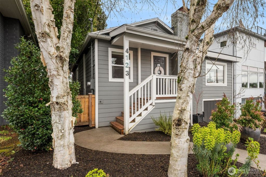 Photo of 4123 SW Rose Street, Seattle, WA 98136 (MLS # 2493199)