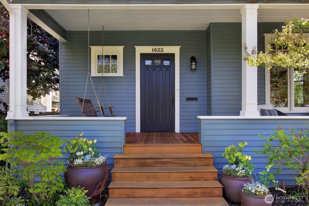 Photo of 1622 35th Avenue, Seattle, WA 98122 (MLS # 2359955)