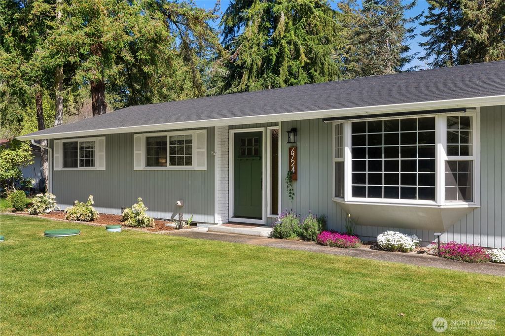 Photo of 6724 50th Court SE, Olympia, WA 98513 (MLS # 2513370)