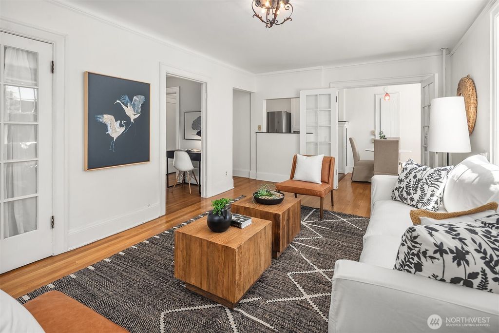 Photo of 321 Boylston Avenue E #303, Seattle, WA 98102 (MLS # 2411578)