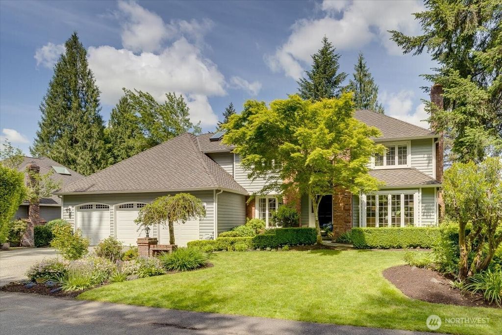 Photo of 23956 NE 31st Way, Sammamish, WA 98074 (MLS # 2524612)