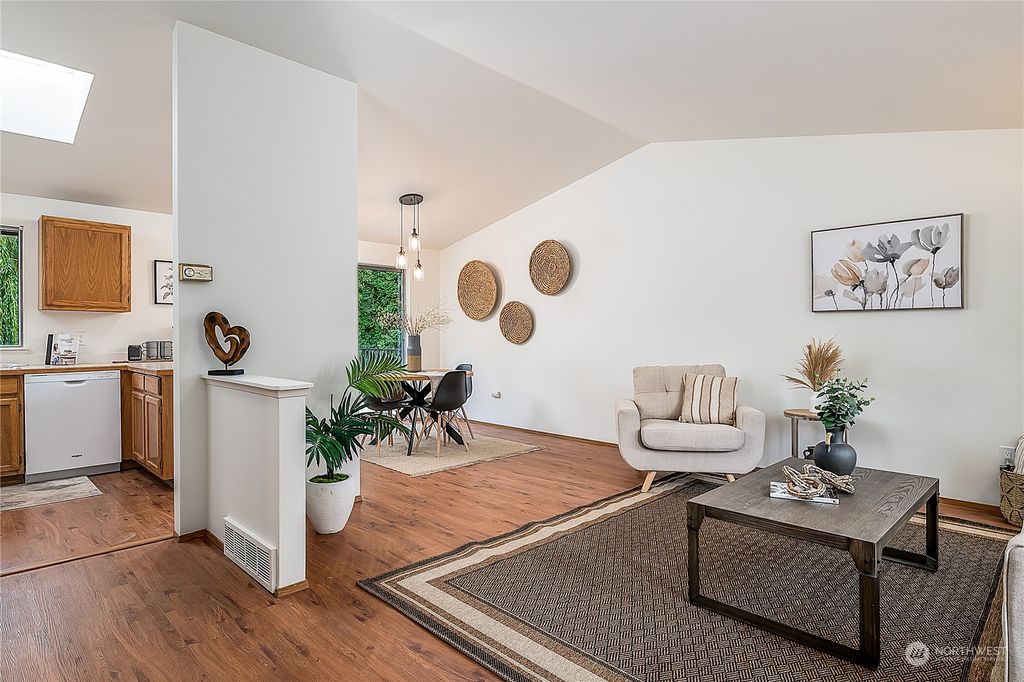 Photo of 19224 73rd Avenue NE, Kenmore, WA 98028 (MLS # 2293054)