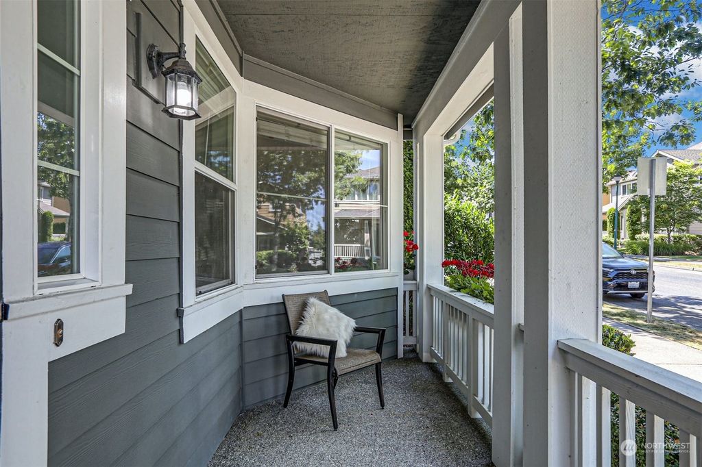 Photo of 1930 25th Avenue NE, Issaquah, WA 98029 (MLS # 2139775)