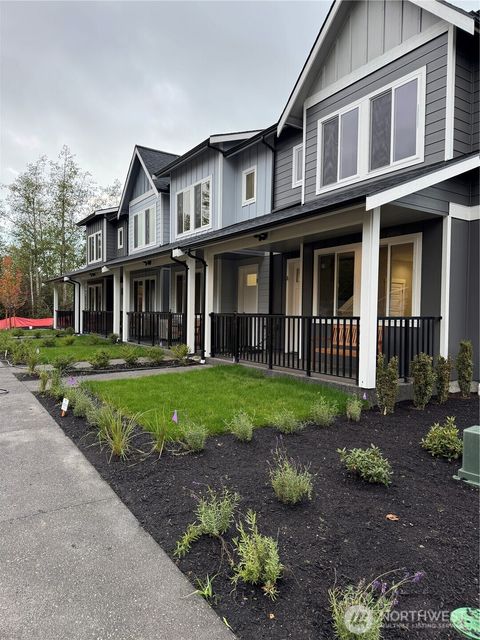 Photo of 1515 N Waugh Road #B, Mount Vernon, WA 98273 (MLS # 2446572)