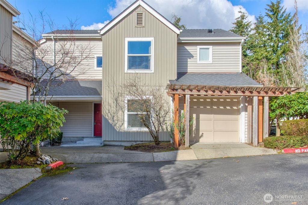 Photo of 2957 142nd Place SE #F9, Bellevue, WA 98007 (MLS # 2489568)