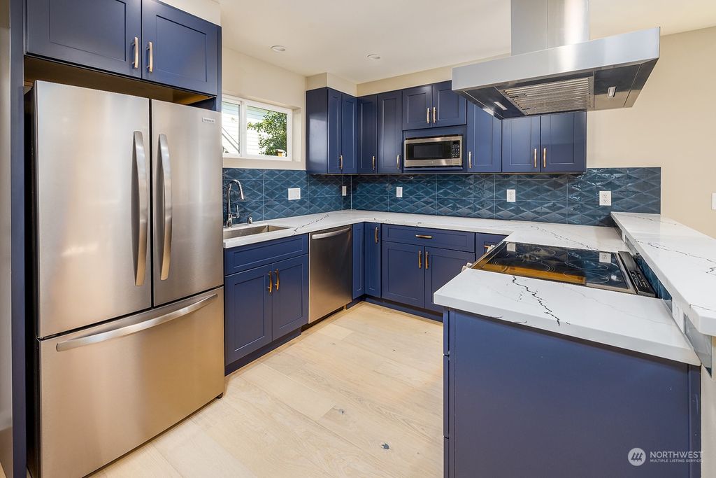Photo of 12534 C 5th Avenue NE, Seattle, WA 98125 (MLS # 2280595)