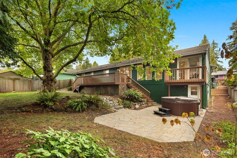 Photo of 10611 NE 193rd Street, Bothell, WA 98011 (MLS # 2584061)