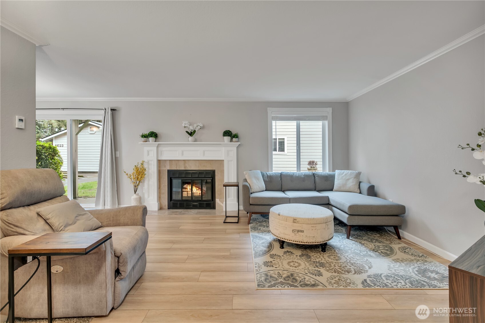 4621 Grandview Drive W Unit C