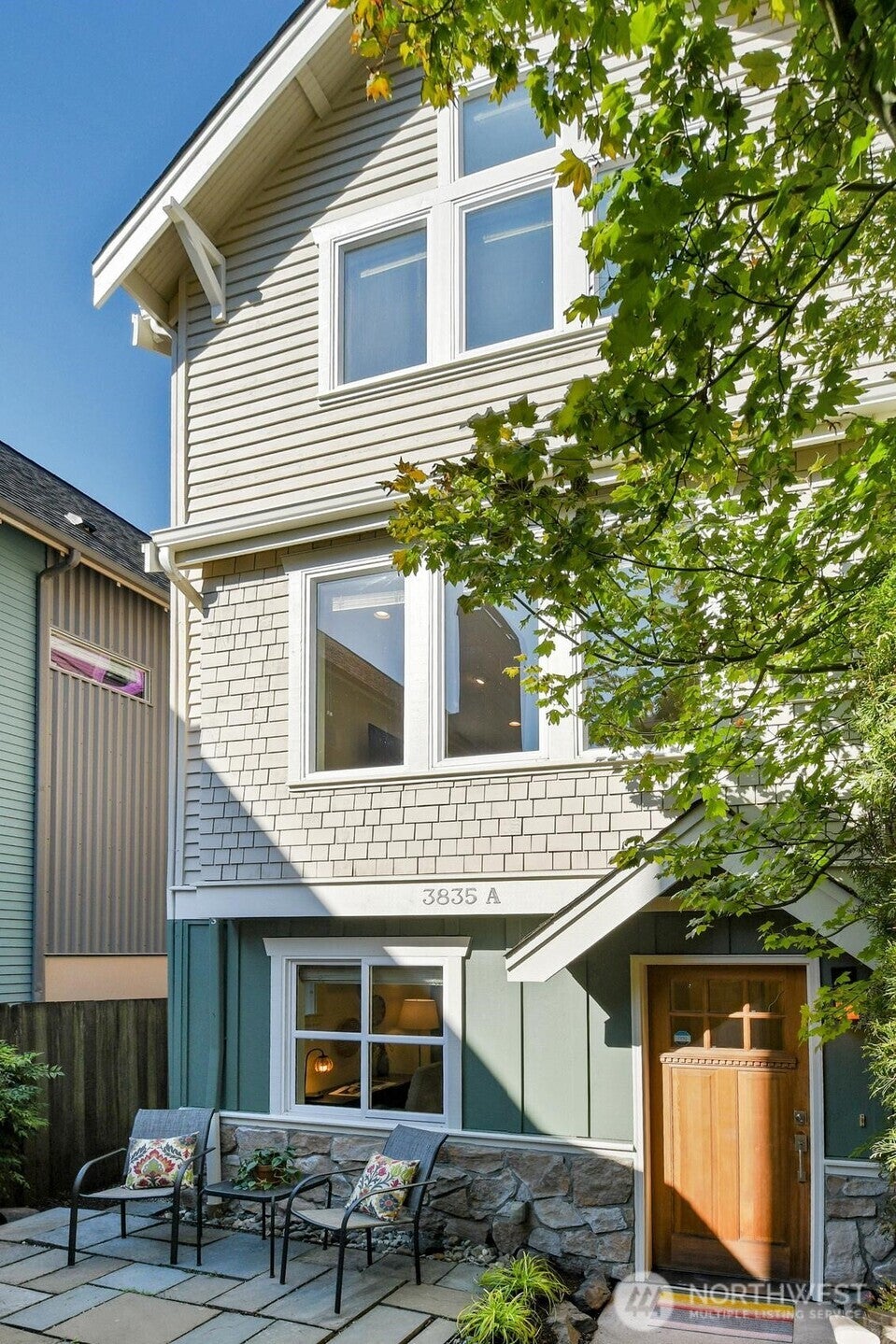 Photo of 3835 A Interlake Avenue N, Seattle, WA 98103 (MLS # 2578050)