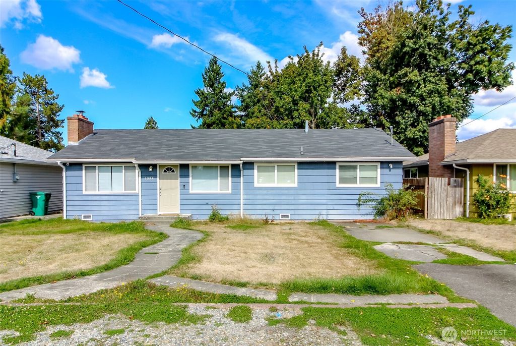 Photo of 1331 NE 16th Steet Street, Auburn, WA 98002 (MLS # 2440744)