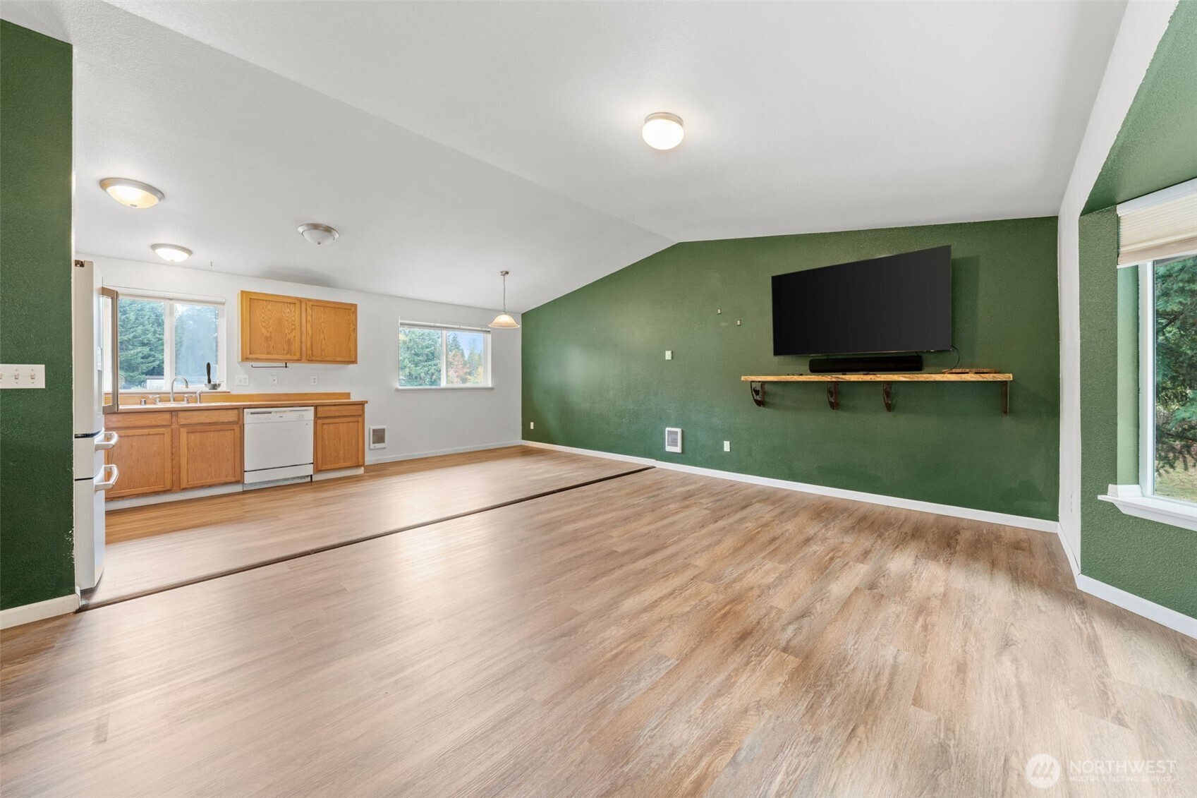 8747 Mariana Court SE