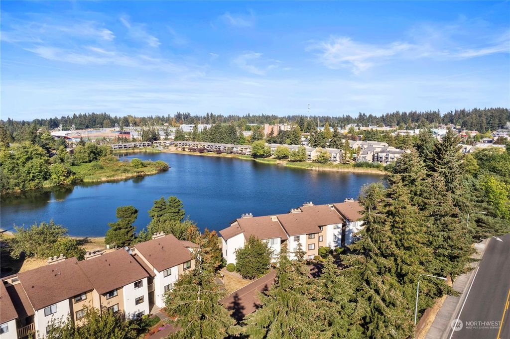 Photo of 1018 S 312th Street #514, Federal Way, WA 98003 (MLS # 2267121)