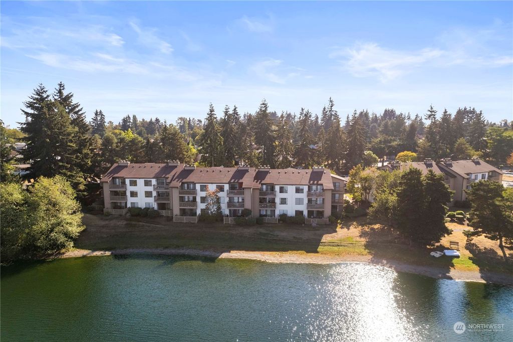 Photo of 1018 S 312th Street #514, Federal Way, WA 98003 (MLS # 2267121)