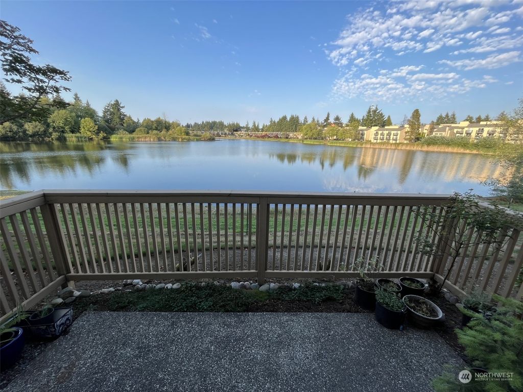Photo of 1018 S 312th Street #514, Federal Way, WA 98003 (MLS # 2267121)