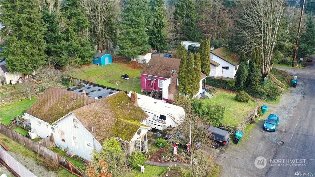 Photo of 344 NE 180th Street, Shoreline, WA 98155 (MLS # 2323171)