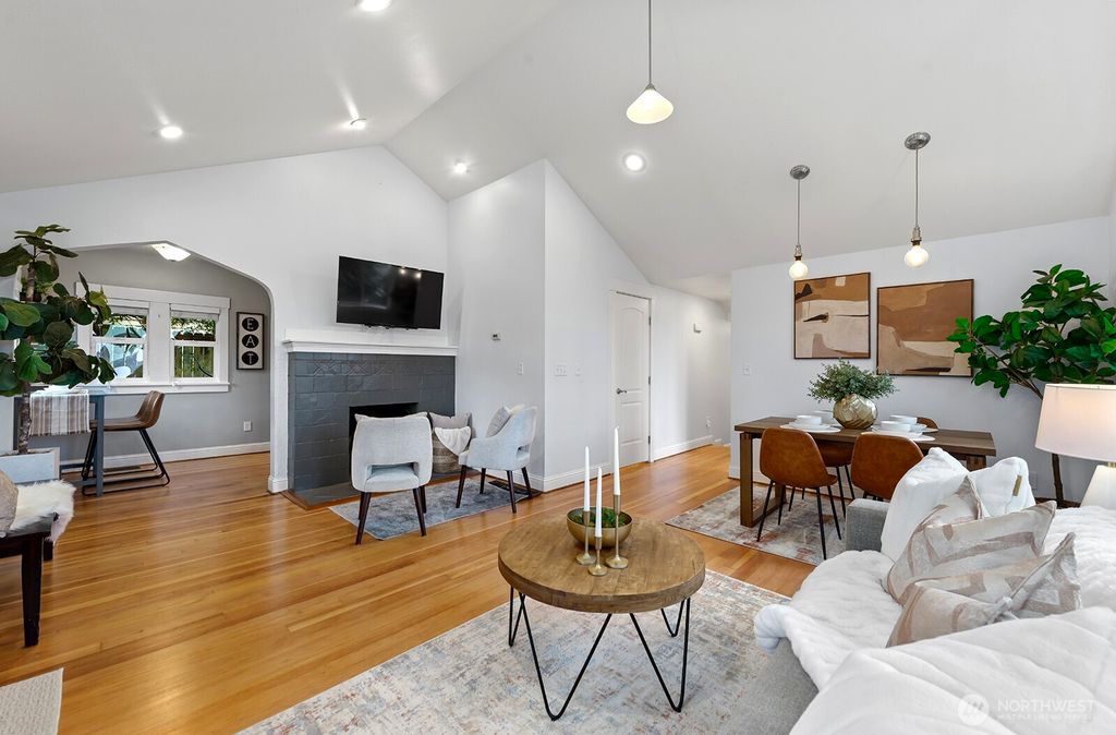 Photo of 1516 NE 96th Street, Seattle, WA 98115 (MLS # 2525776)