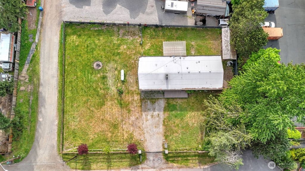 Photo of 27223 154th Avenue SE, Kent, WA 98042 (MLS # 2330531)