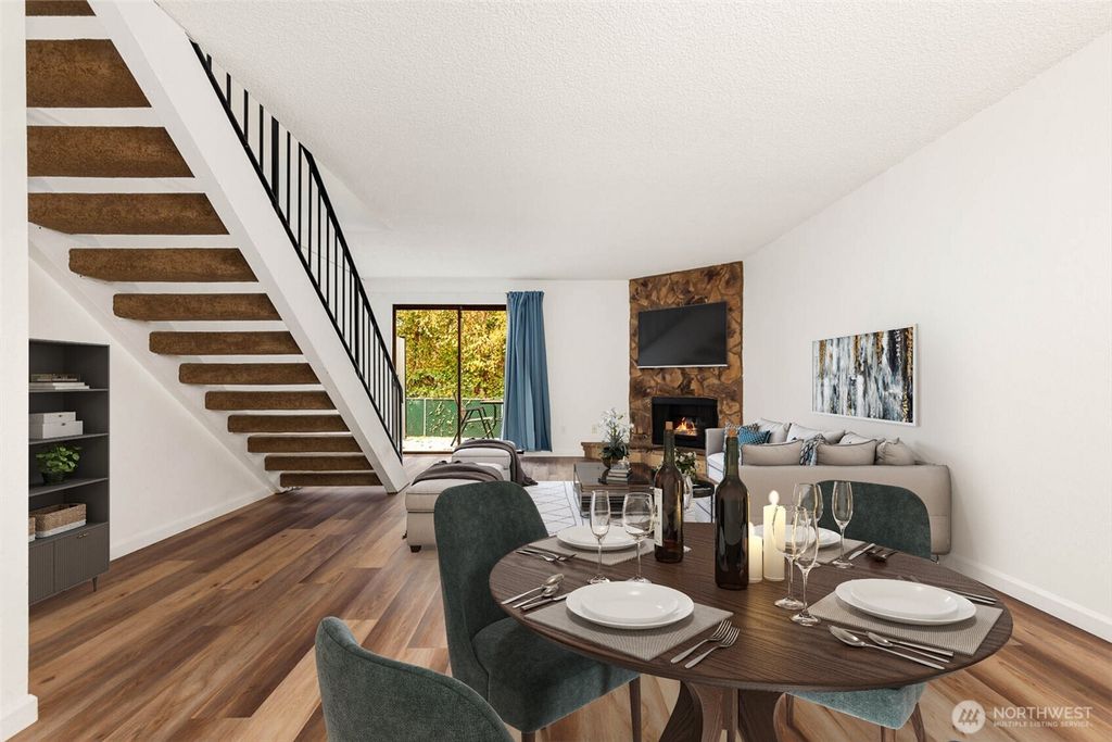 Photo of 1040 S 320th Street #18, Federal Way, WA 98003 (MLS # 2449326)