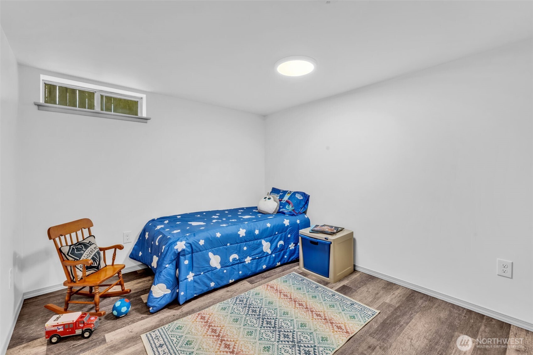 Seattle, Washington 98106, United States, 2 Bedrooms Bedrooms, ,2 BathroomsBathrooms,Residential,Pending,182495