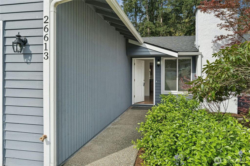 Photo of 26613 197th Place SE, Covington, WA 98042 (MLS # 2512318)