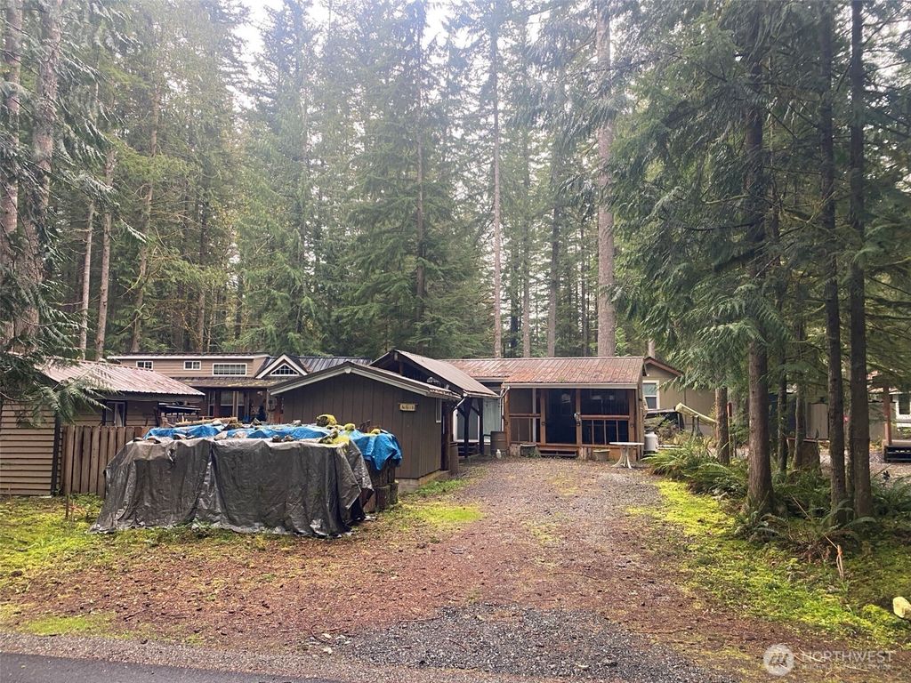 Photo of 44 Gold Nugget Road, Deming, WA 98244 (MLS # 2507659)