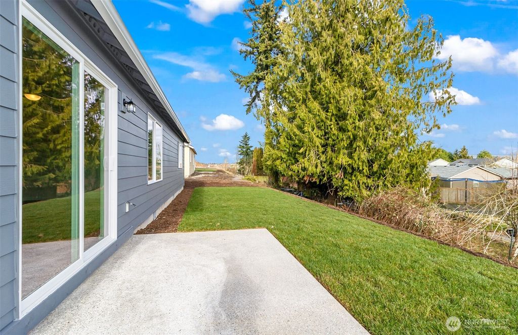 listing image 9361782839703228223