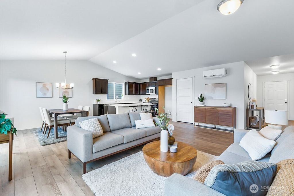 listing image 9369708022900841995