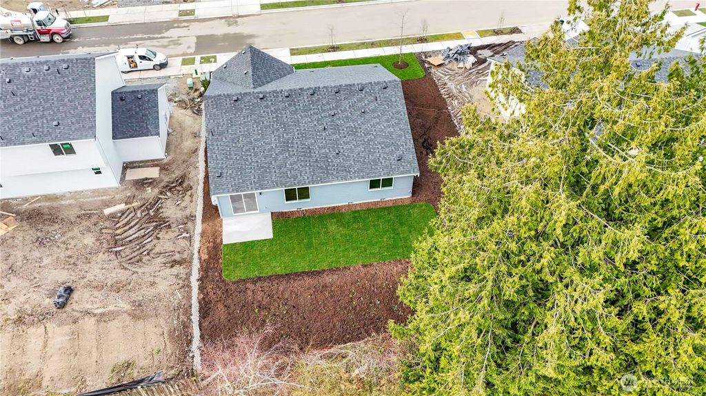 listing image 9363023415643915525