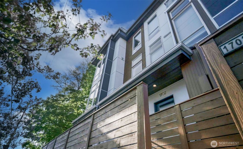 Photo of 1700 E Marion Street, Seattle, WA 98122 (MLS # 2518967)