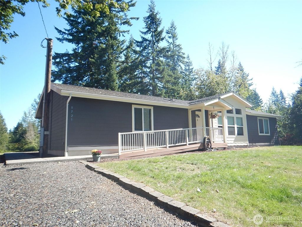Photo of 5725 E Lake Bosworth Drive, Snohomish, WA 98290 (MLS # 2424978)