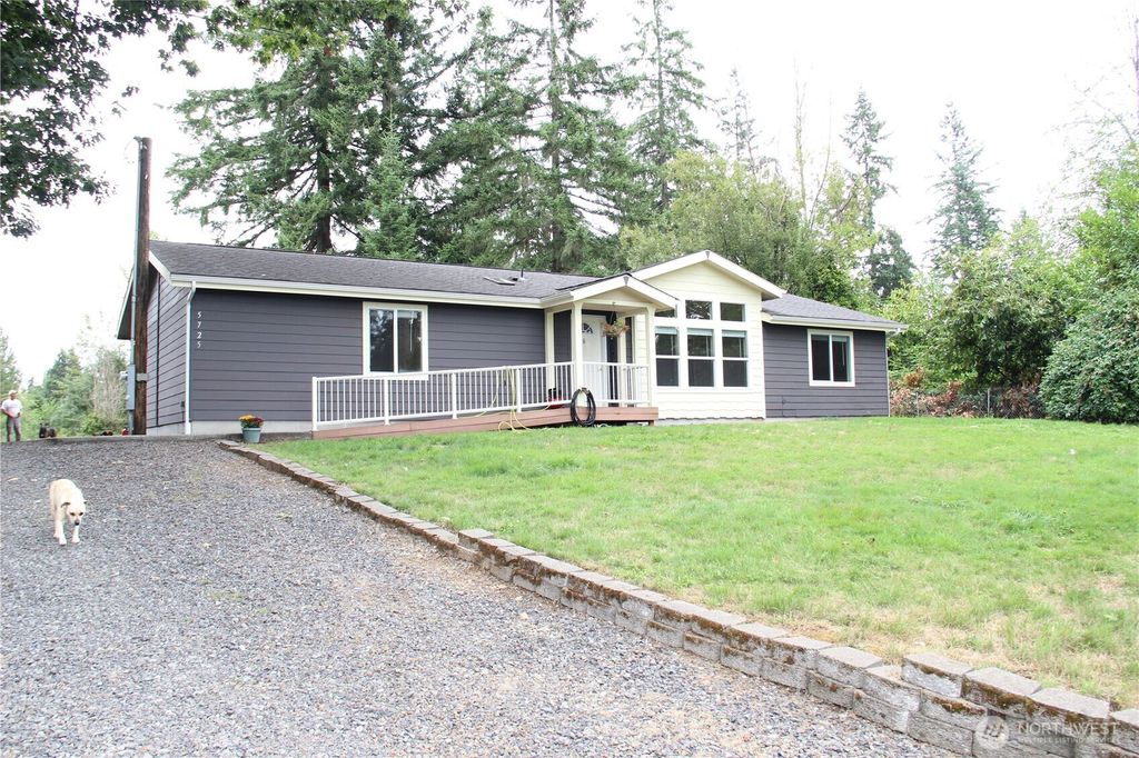 Photo of 5725 E Lake Bosworth Drive, Snohomish, WA 98290 (MLS # 2424978)
